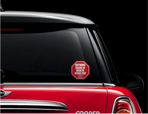 INDIGOS UG Adesivo Per Auto JDM 'Much Loved Nonnie': Decalcomania Ritagliata In Pellicola Tedesca, 137x88 Mm, Bianco, Resistente Ai Raggi UV E Autolavaggio, Per Auto, Laptop, Finestre